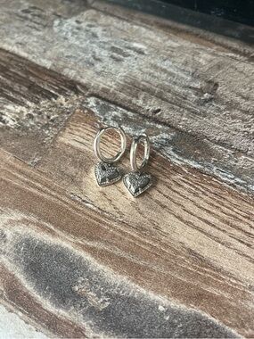 Kendra Scott Sterling Silver Heart Dangle Hoop Earrings - Silver